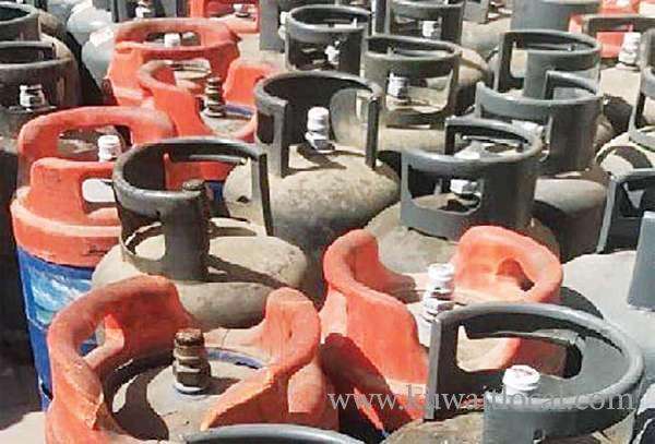  an-unknown-individual-broke-into-a-kuwaiti-citizens-house-and-stolen-4-gas-cylinders-from-the-store-room_0_17-05-09-08-05-41.jpg