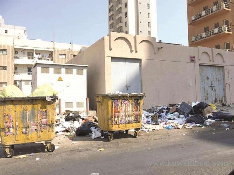Asian Expats Do Not Dispose Garbage Waste Properly In Bags