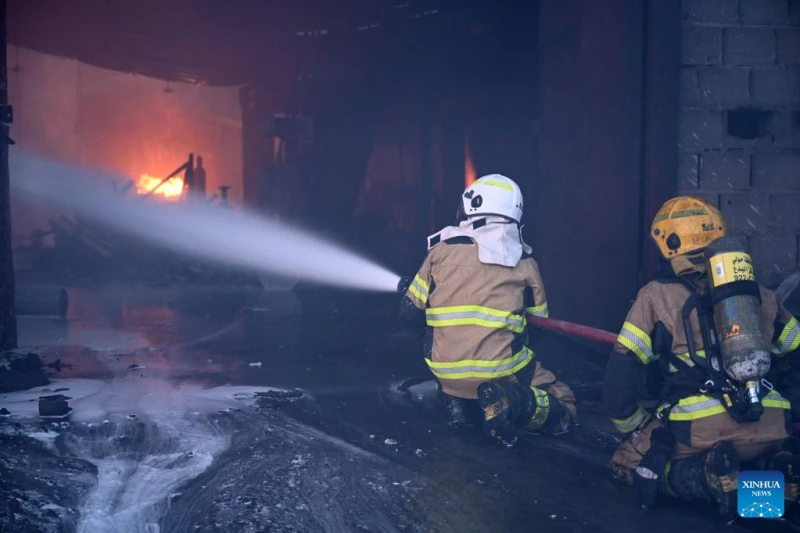 Firefighters Contain House Fire In Jahra Area | Kuwait Local News