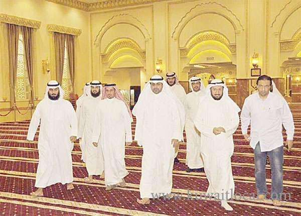 26-mosques-dedicated-to-receive-worshippers-performing-late-night-prayers_kuwait