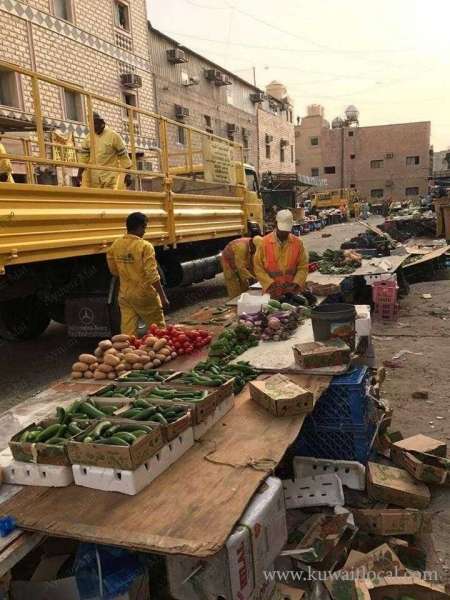 kuwait-municipality-seized-3-lorries-of-vegetables_kuwait