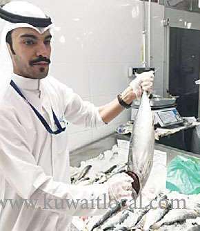 kuwait-municipality-destroyed-spoilt-meat,-fish,-fruits-and-dairy-products_kuwait