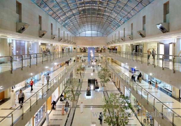 a-fight-between-two-youths-jordanian-and-a-kuwaiti-in-mall_kuwait