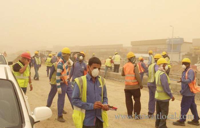 decision-to-ban-laborers-from-working-in-exposed-areas-during-noon-hours-is-still-enforced_kuwait