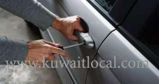 police-have-arrested-a-bedoun-for-stealing-cars-and-selling-them-to-owners-of-garages_kuwait