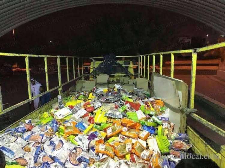 municipality-seizes-and-destroys-5.5-tons-of-rotten-foodstuffs_kuwait