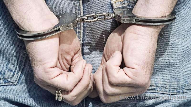 17-year-old-youth-was-arrested-for-impersonating-an-officer_kuwait