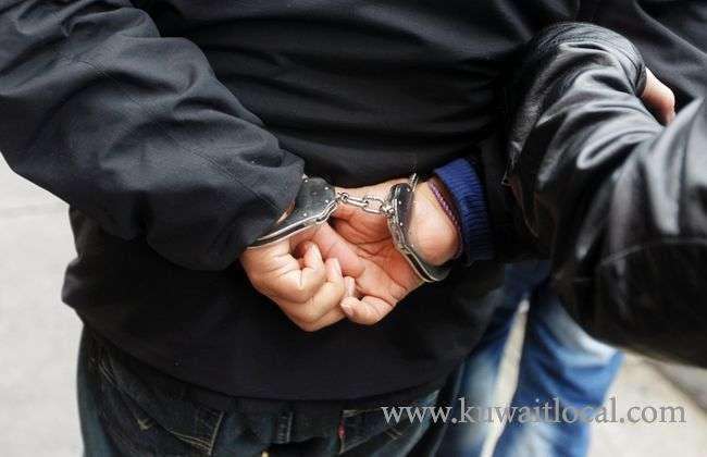 officers-from-farwaniya-arrested-a-citizen-for-impersonating-a-detective-officer_kuwait