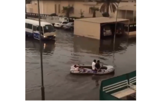 boat-on-road-in-kuwait_kuwait