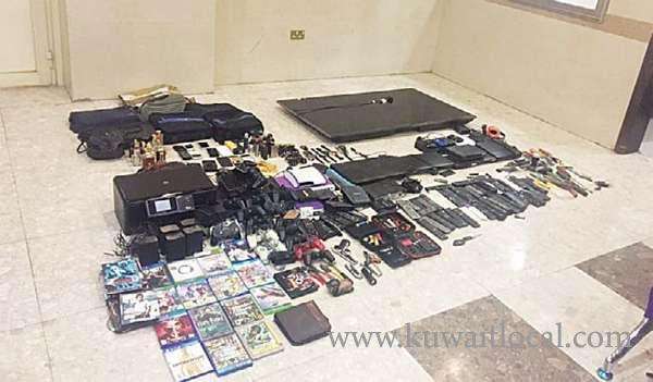 two-man-gang-were-arrested-for-stealing-vehicles_kuwait