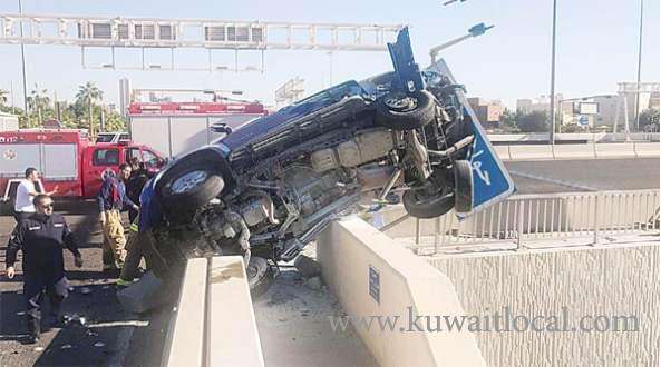 two-kuwaiti-citizens-injured-in-accident_kuwait