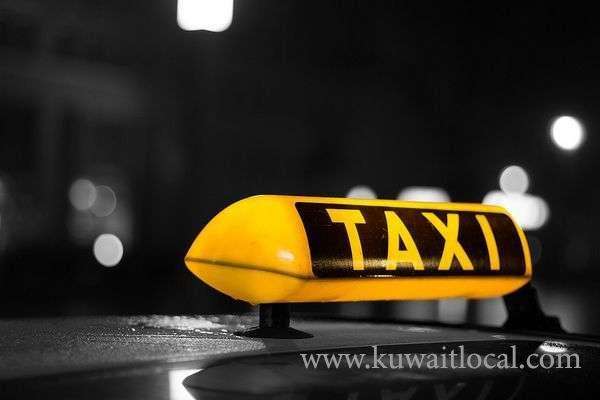 police-are-looking-for-two-unidentified-persons-for-stealing-the-taxi-from-an-asian-driver_kuwait