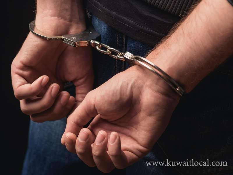 cid-have-arrested-a-three-man-gang-for-breaking-into-vehicles_kuwait