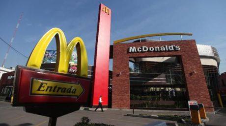 mcdonalds-branch-closed-after-rat-head-found-in-burger_kuwait