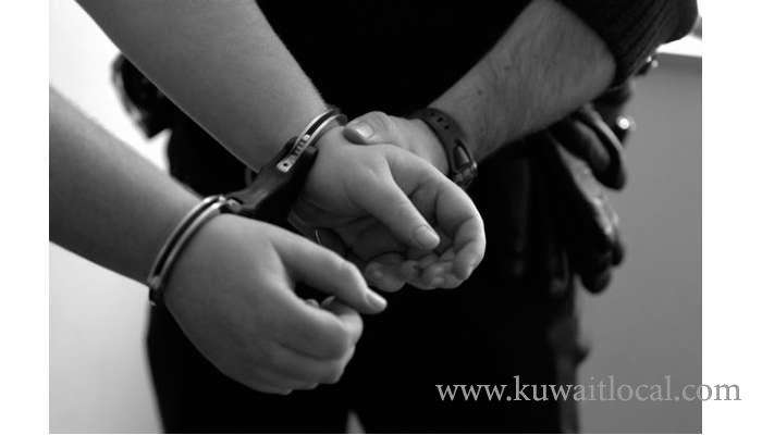 two-asian-prostitutes-arrested-_kuwait