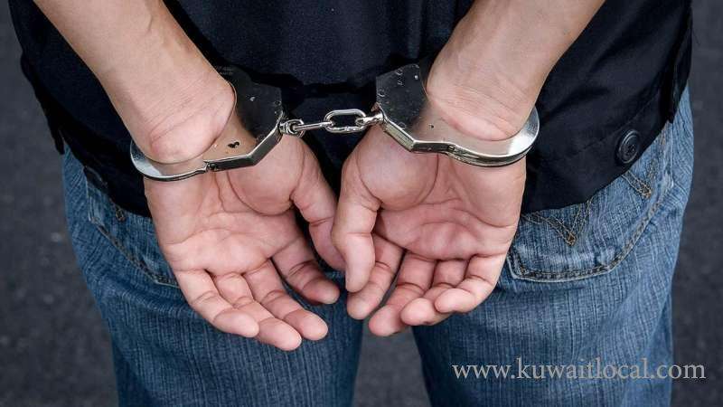 5-years-imprisonment-to-customs-inspector--for-forgery_kuwait