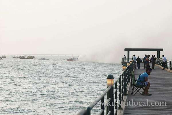 fishing-boat-on-fire---no-casualties-were-reported_kuwait