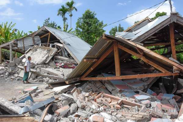 strong-quake-kills-13,-injures-hundreds,-on-indonesia-holiday-island_kuwait