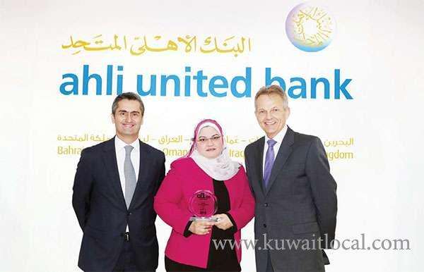 aub-wins-prestigious-award-from-cfi_kuwait