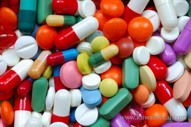 arab-expat-arrested-for-attempting-to-smuggle-98-narcotic-pills_kuwait
