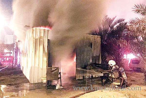 fire-broke-out-in-a-prefabricated-store-in-jleeb-al-shuyoukh-area_kuwait