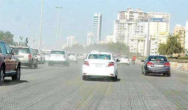 rain-hit-roads-turn-into-motorists-trap,-threatening-life-and-property_kuwait