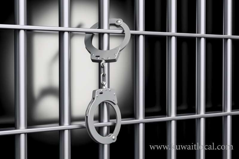 crime-news-boys-and-girls-arrested-for-disturbing-residents-by-playing-loud-music-_kuwait