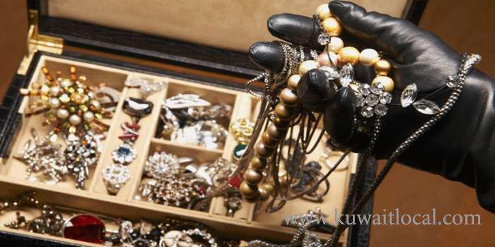 crime-news-husband-stealing-his-wife-jewelry_kuwait