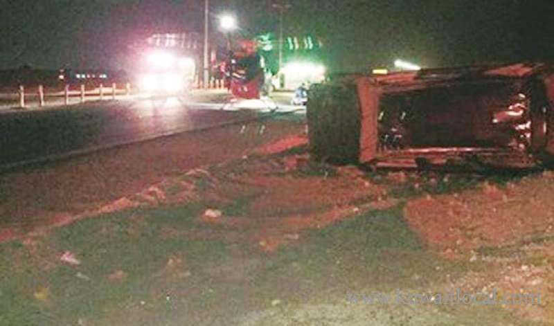an-arab-and-an-asian-seriously-injured--in-accident_kuwait