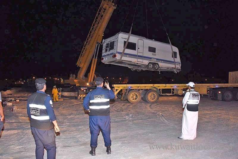 environment-cops-conducted-a-campaign-to-remove-structures-in-sabah-al-ahmad-sea-area_kuwait