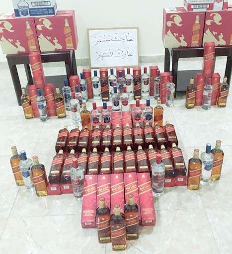 officers-arrested-a-bedoun-for-possession-of-70-bottles-of-imported-liquor_kuwait