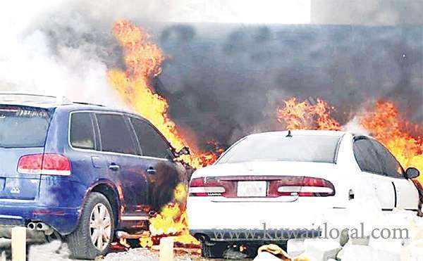 kfsd-probes-as-two-cars-go-up-in-flames_kuwait