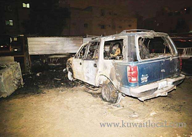 fire-engulfed-four-vehicles_kuwait