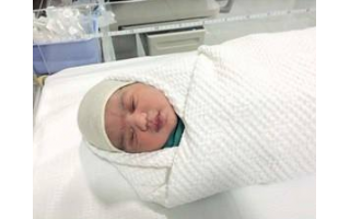 new-year-babies-ring-in-2016,-most-kids-kuwaitis_kuwait