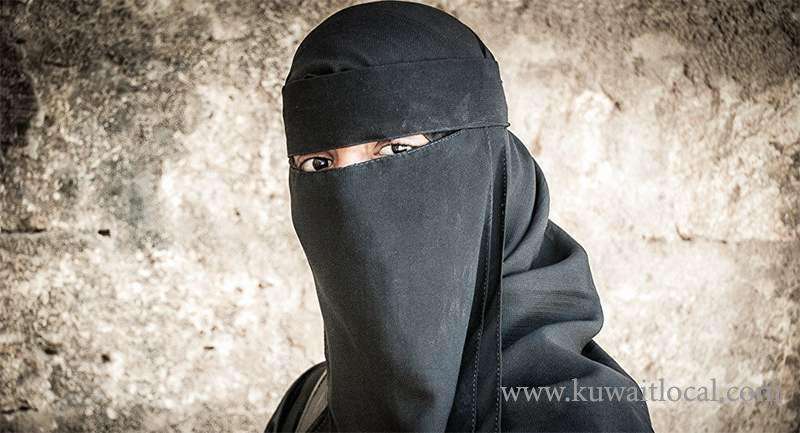 cops-are-trying-to-identify-the-burqa-thief_kuwait