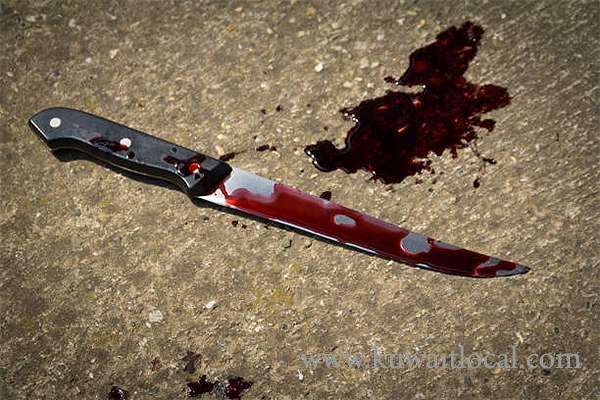 daughter-stabbed-herself-on-hearing-her-mom-died_kuwait