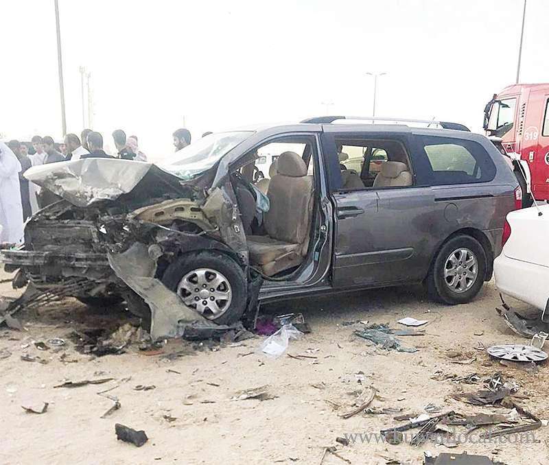 2-vehicle-collision--kuwaiti-dead-and-9-injured_kuwait