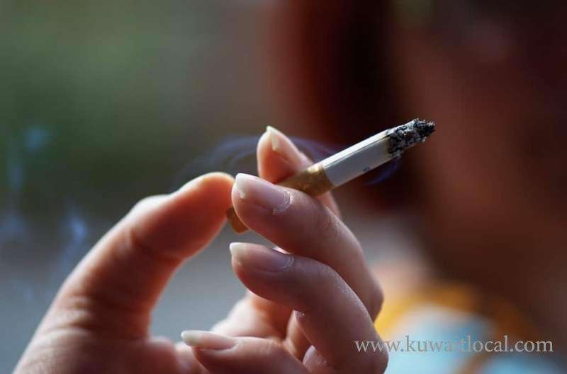 smoking-should-be-banned-in-the-two-courts--lawyer_kuwait