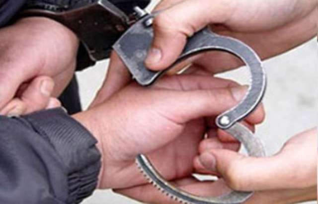 2-citizens-held-with-guns,-in-kabad-area_kuwait