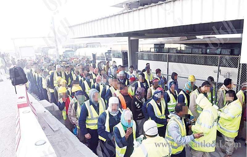 hundreds-of-workers-many-of-them-illegals-working-at-vital-projects_kuwait