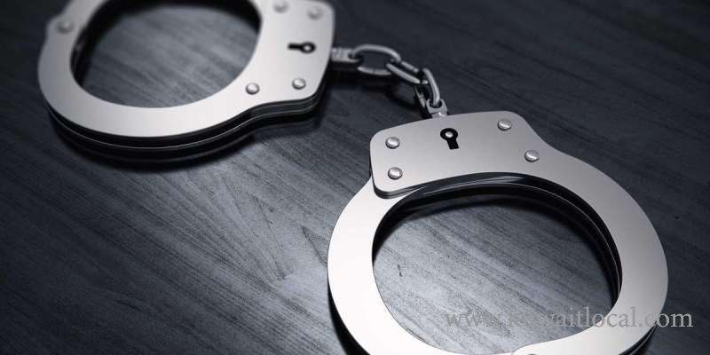 kuwaiti-man-arrested-for-assaulting-two-traffic-dept-officers_kuwait