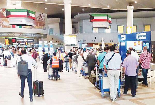 some-people-opting-to-leave-expected-to-face-difficulties_kuwait