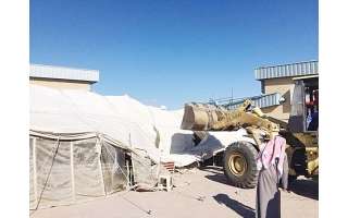 kuwait-municipality-demolish-illegal-tents_kuwait