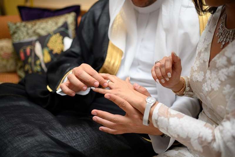 weddings-in-broad-daylight--social-distancing-is-just-a-talk_kuwait