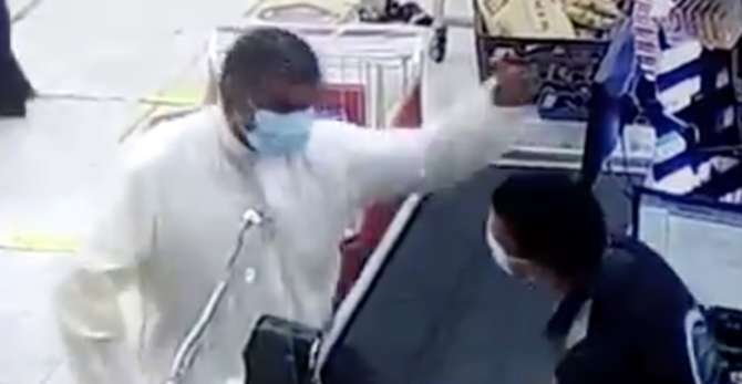 kuwaiti-arrested-for-beating-expat-cashier-on-duty-in-a-cooperative_kuwait
