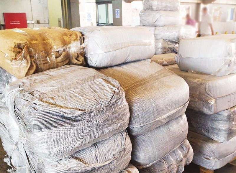 223-bundles-of-tobacco-and-paan-seized_kuwait