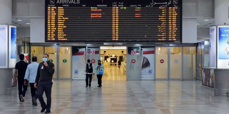 the-airport-will-start-operating-24-hours-from-november-17_kuwait