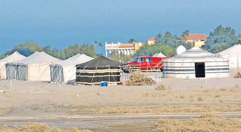 ban-on-setting-up-house-tents-continues_kuwait