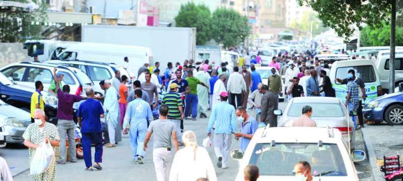 khaitan-residents-claim-their-area-is-troubled-by-marginal-workers_kuwait