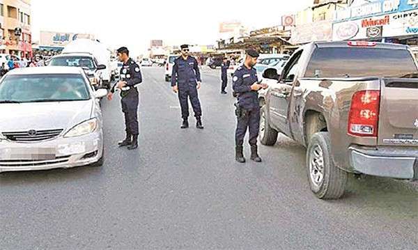54-teens-arrested-without-driving-license_kuwait